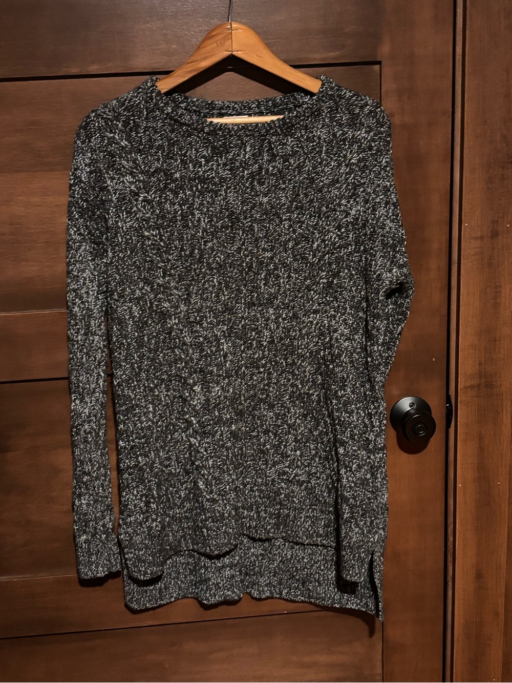 Isabel Maternity by Ingrid & Isabel Marled Black & White Crewneck Tunic Sweater
